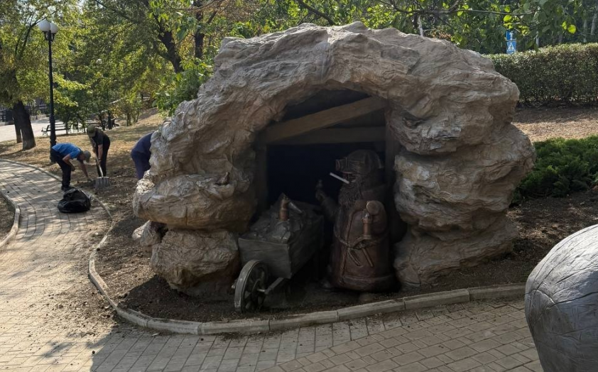 В Донецке оплатили памятник Доброму Шубину задним числом