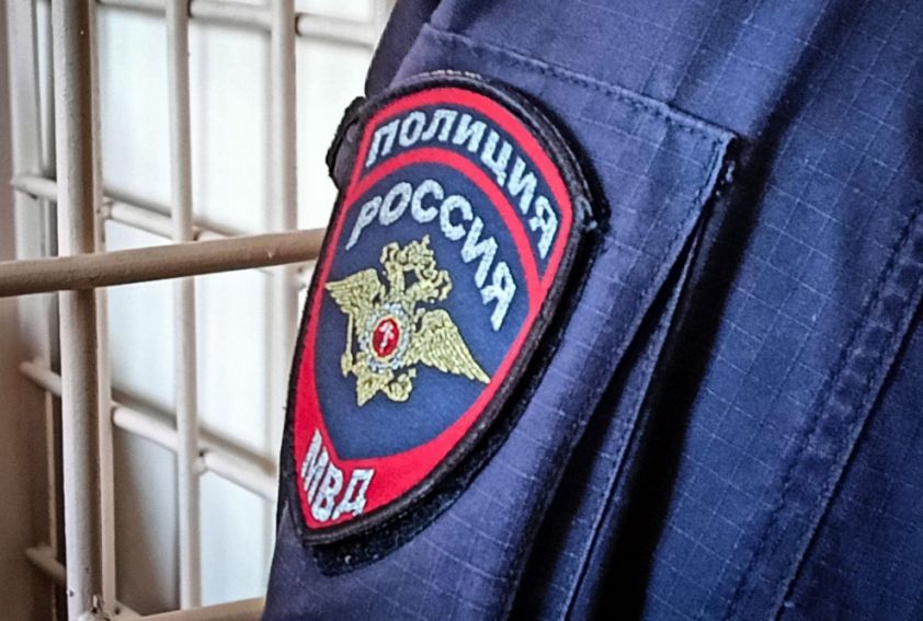 В Старобельске задержана пьяная воровка, проникшая в дом через окно