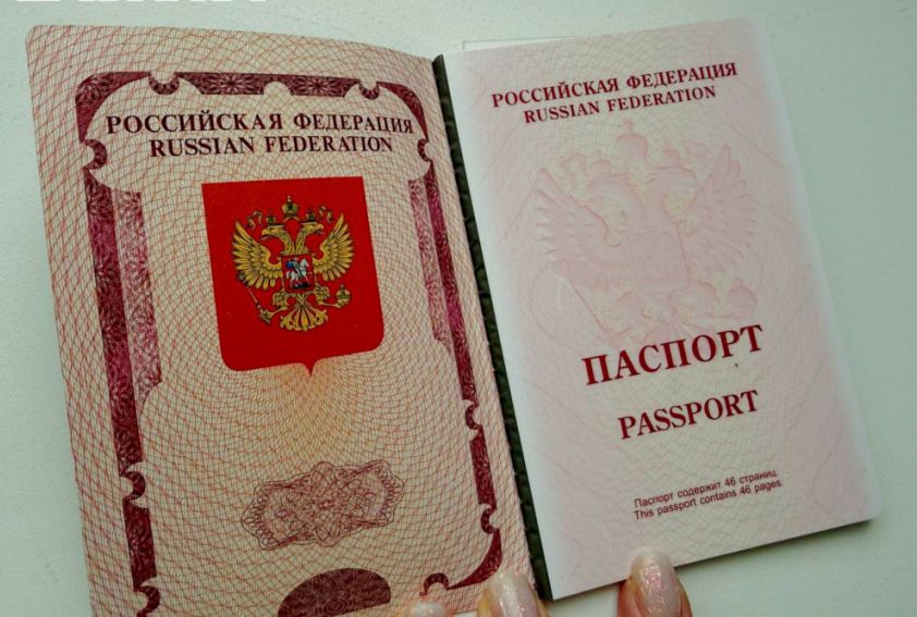 В ДНР выдают биометрические загранпаспорта: упрощение выезда за границу