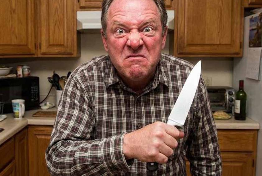 В Донецке из-за ссоры после застолья мужчина ранил знакомого ножом