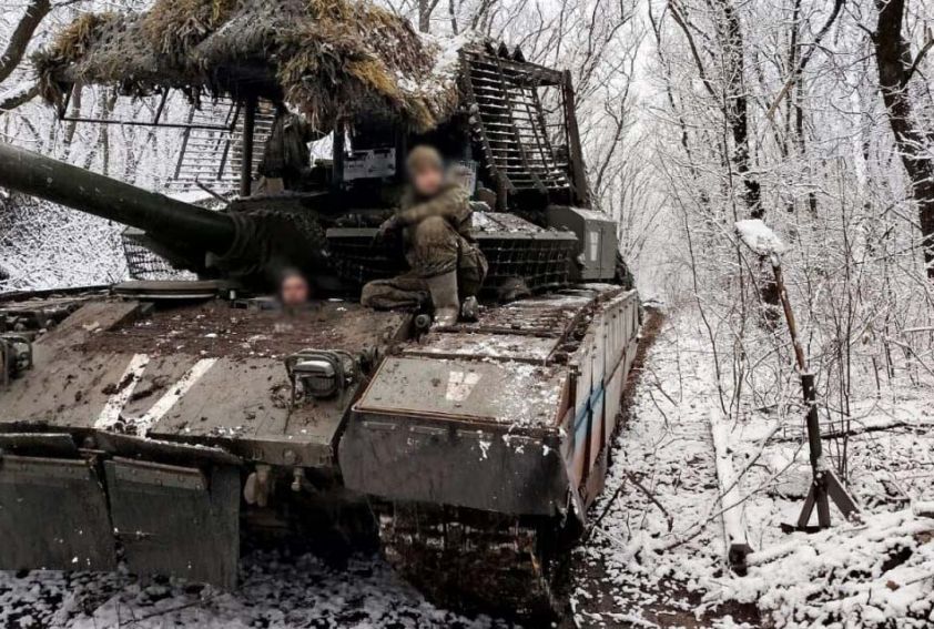 Напряженное наступление у Славянска: Российские войска продвигаются с нескольких направлений